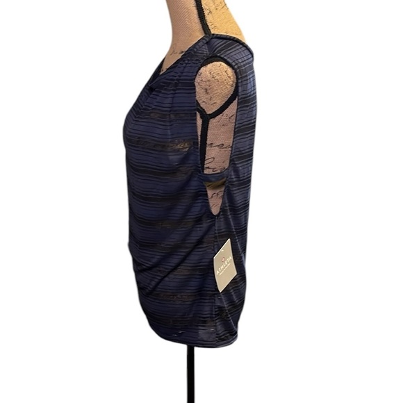 Athleta Navy Striped Women's Top - Picture 6 of 11